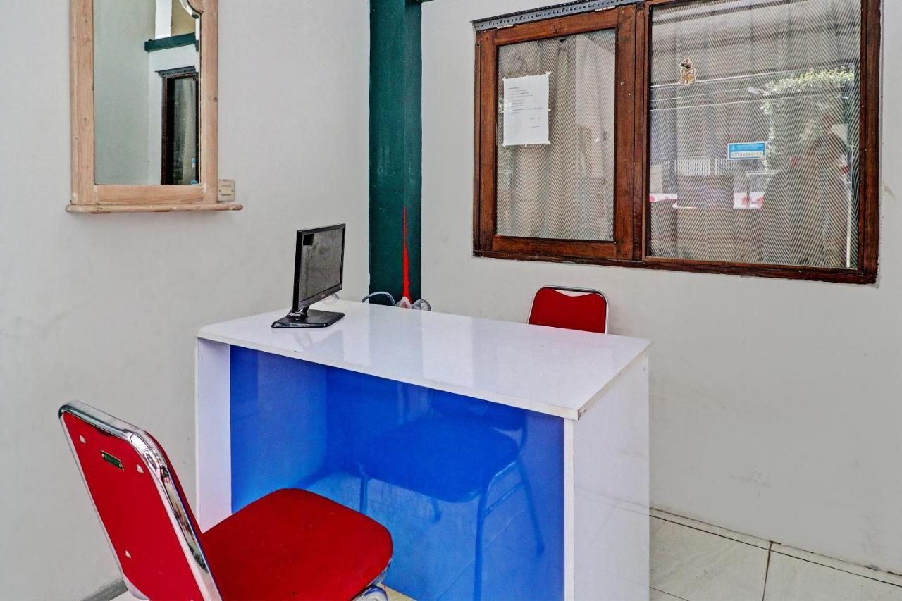 Capital O 92705 Lea Dago Syariah Hotel 3*